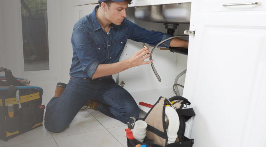 Local tankless water heater installation in Benton, MS
